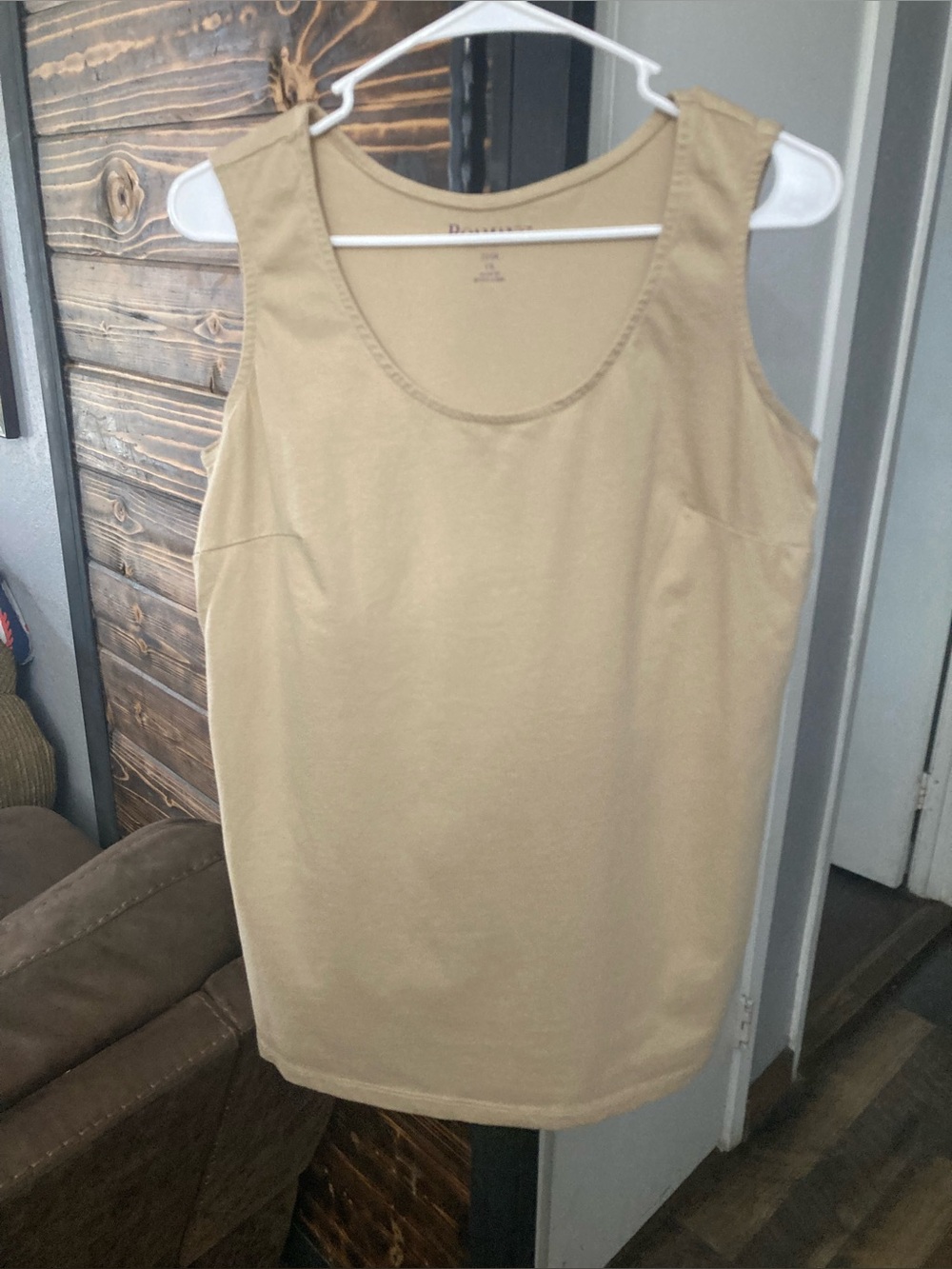 Woman’s Tank Top Size 1XL By Roman’s